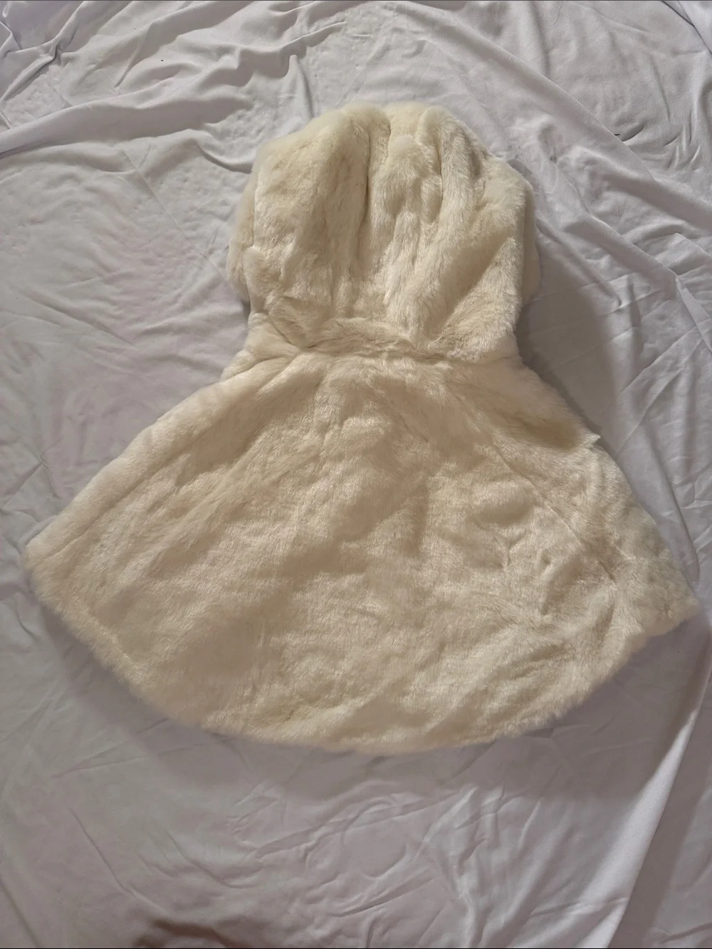GAP Cream Faux-Fur Hooded Cape with Ribbon Closure
